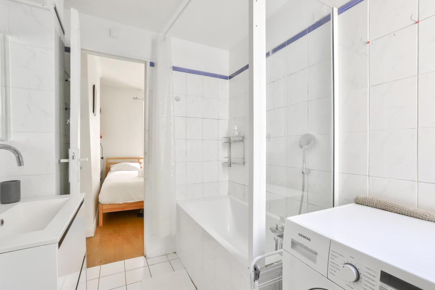 Superbe T2 Bien Equipe Pere Lachaise - Bastille Appartement